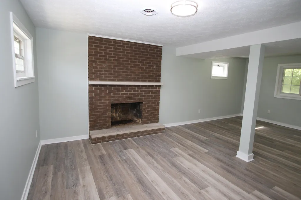 520 Henrico Road Harrodsburg KY 40330
