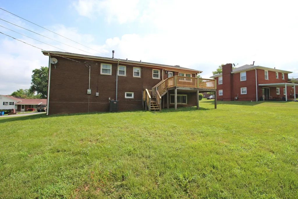 520 Henrico Road Harrodsburg KY 40330