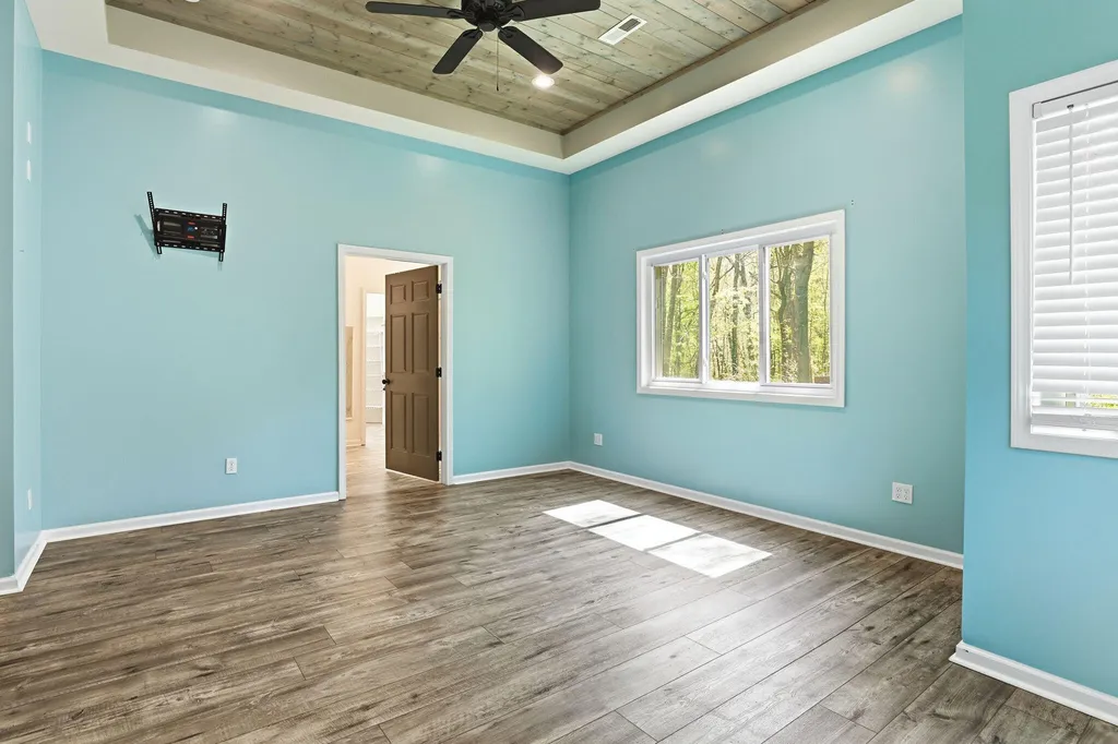 171 Young Road Hickory KY 42051