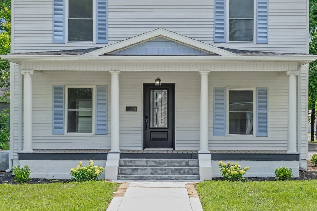 1716 S Virginia Street Hopkinsville KY 42240
