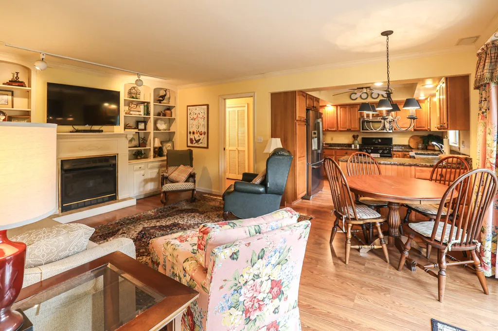 116 Delaware Road Gilbertsville KY 42044