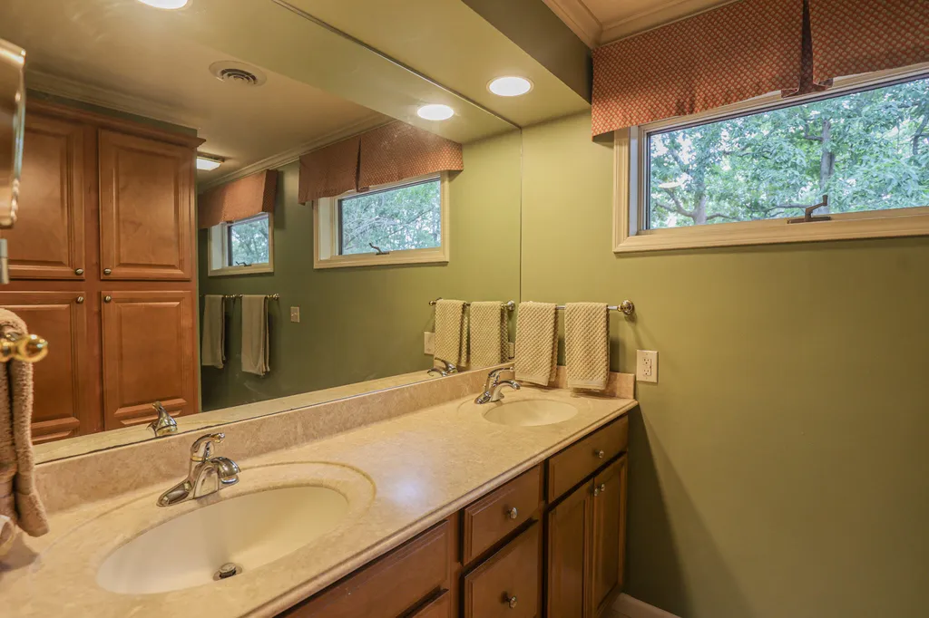 116 Delaware Road Gilbertsville KY 42044