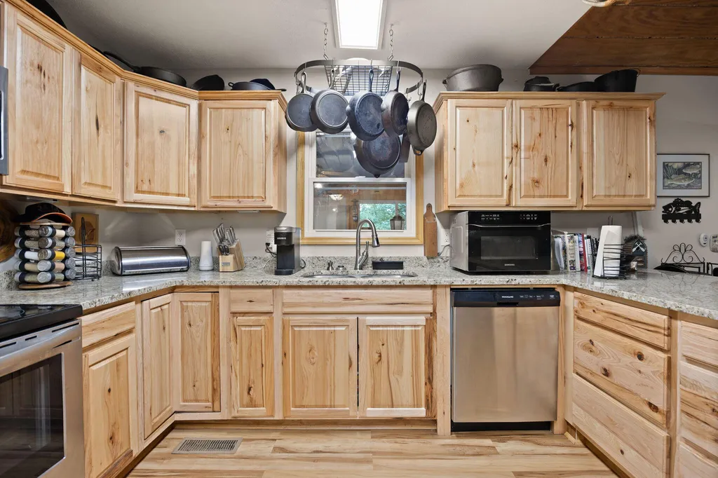 1060 Stone Gate Drive Burnside KY 42519