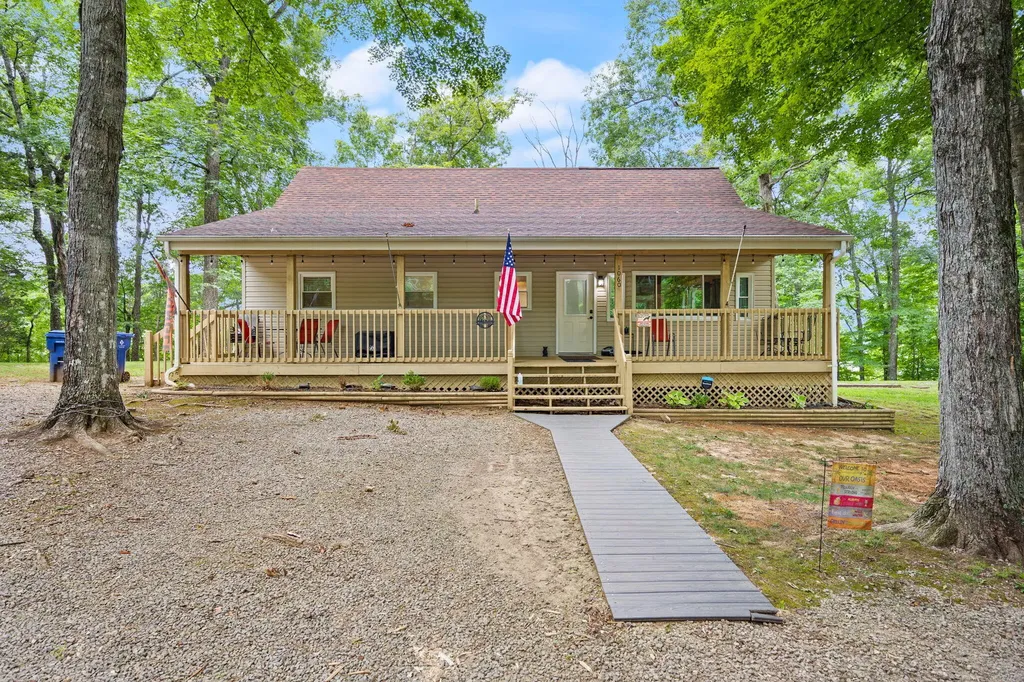 1060 Stone Gate Drive Burnside KY 42519