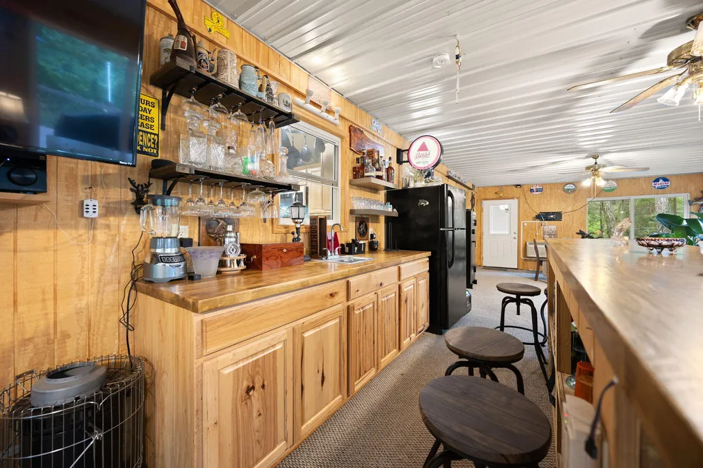 1060 Stone Gate Drive Burnside KY 42519
