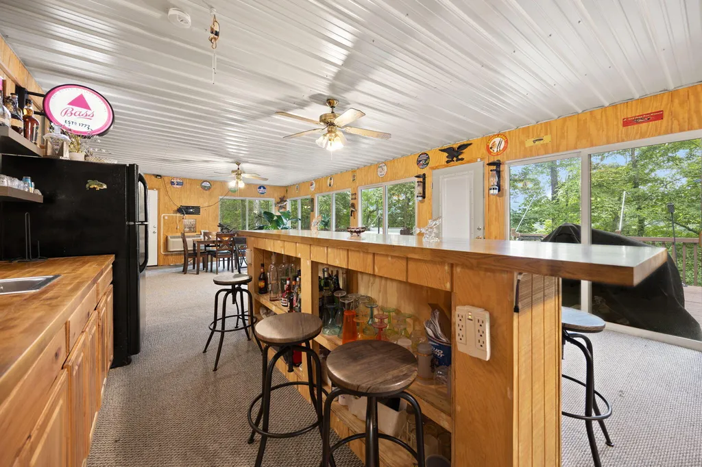 1060 Stone Gate Drive Burnside KY 42519