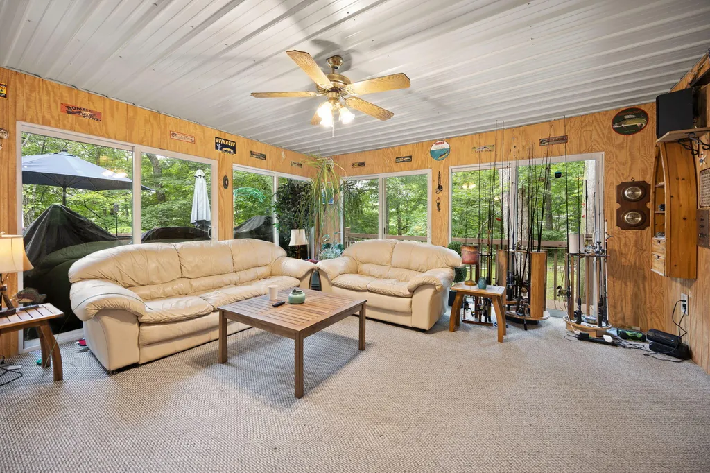 1060 Stone Gate Drive Burnside KY 42519