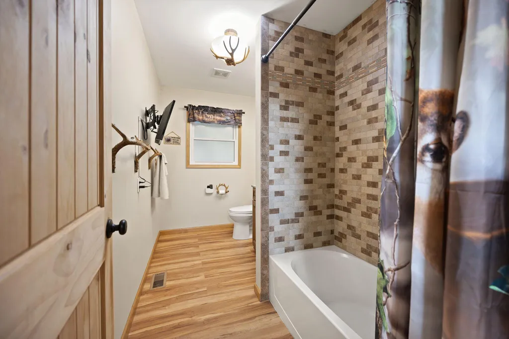 1060 Stone Gate Drive Burnside KY 42519