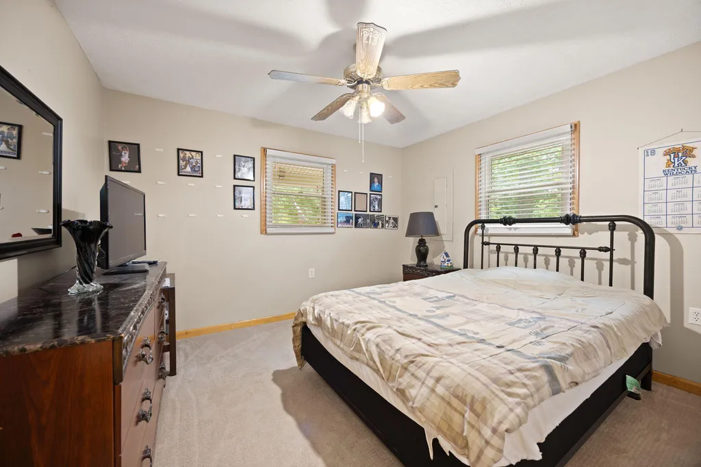 1060 Stone Gate Drive Burnside KY 42519