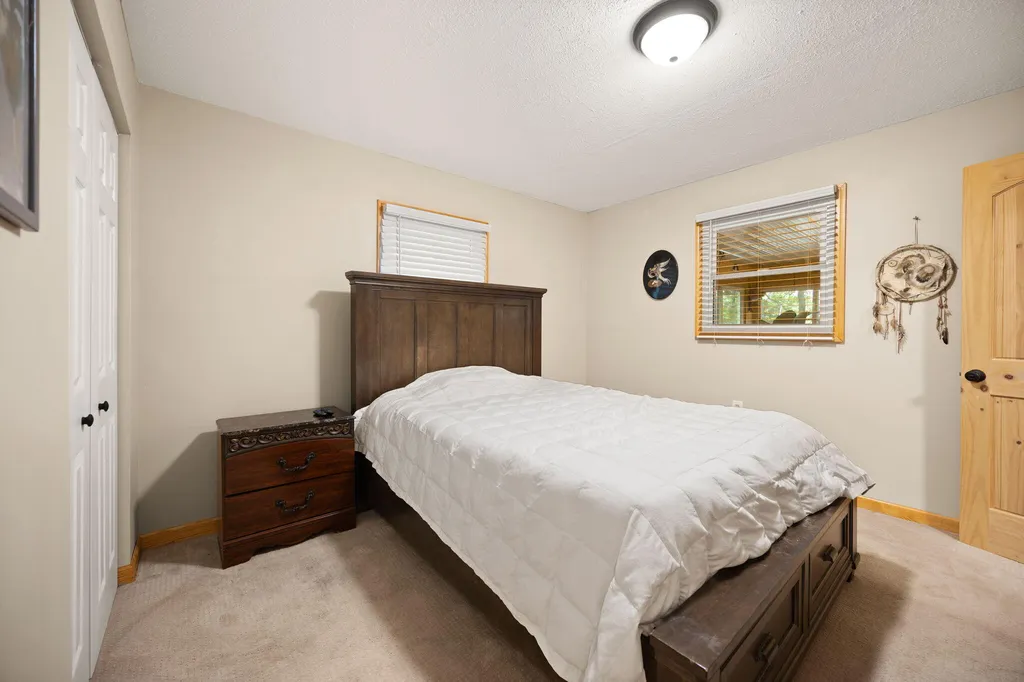 1060 Stone Gate Drive Burnside KY 42519