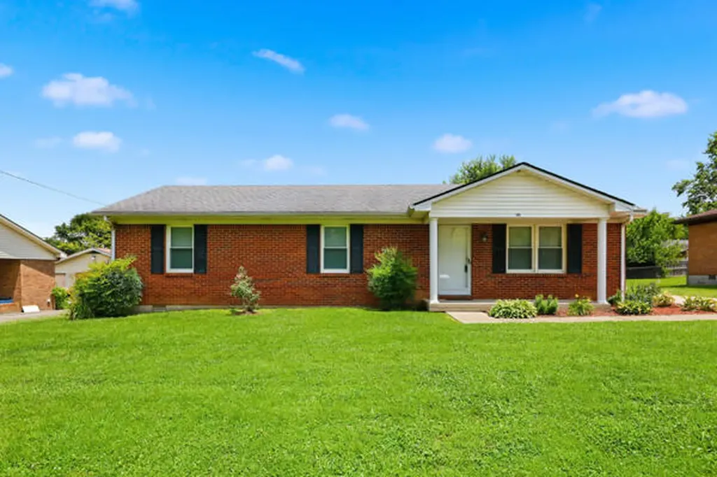 106 Eagle Drive Lawrenceburg KY 40342