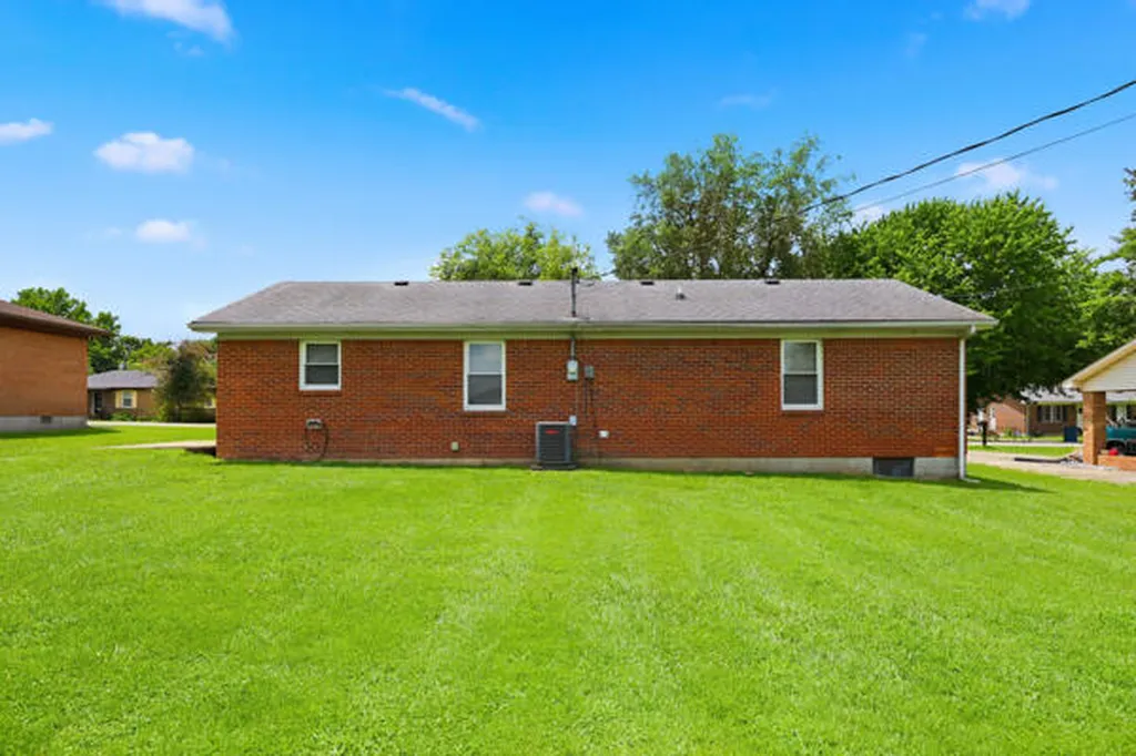 106 Eagle Drive Lawrenceburg KY 40342