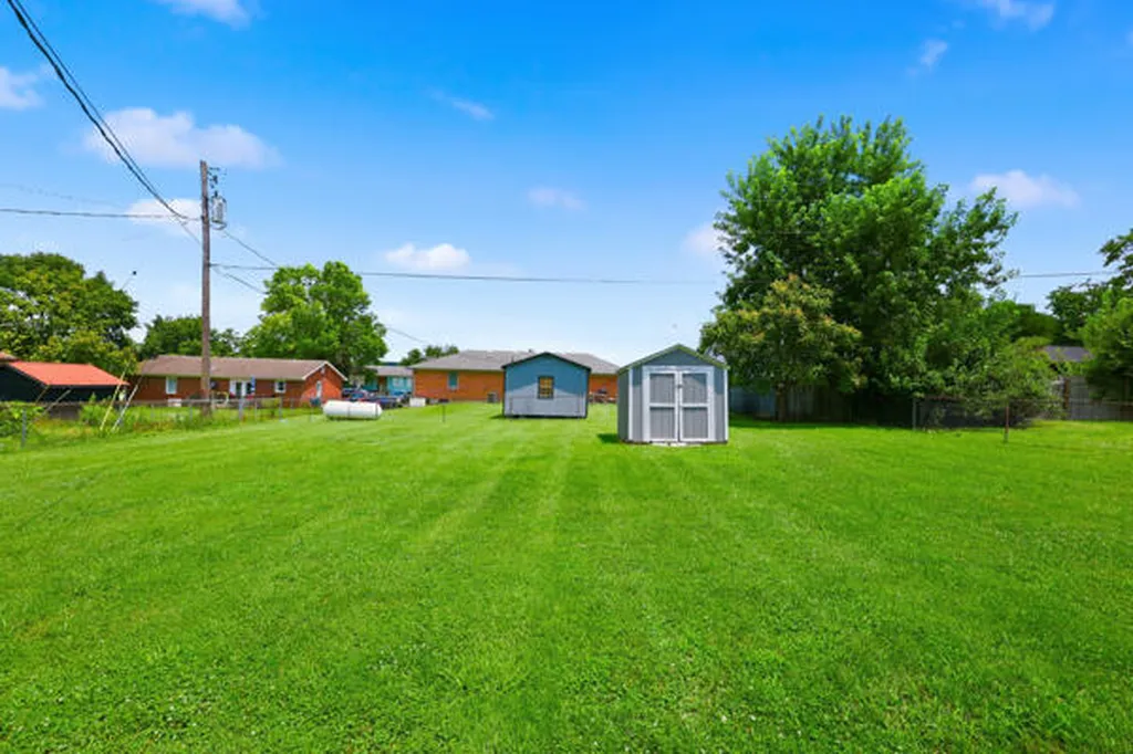 106 Eagle Drive Lawrenceburg KY 40342