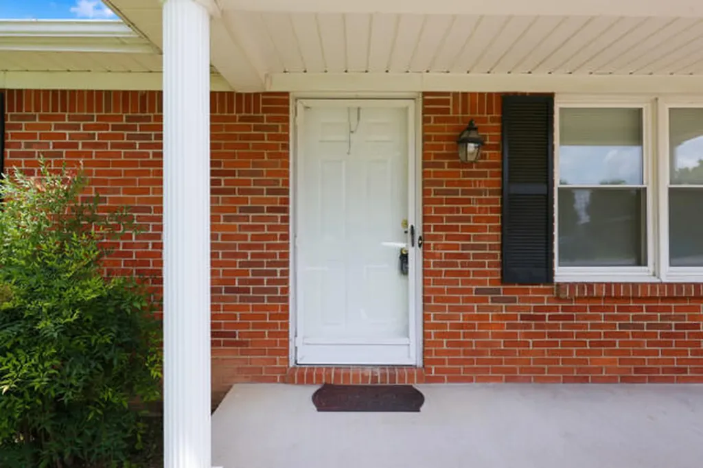 106 Eagle Drive Lawrenceburg KY 40342