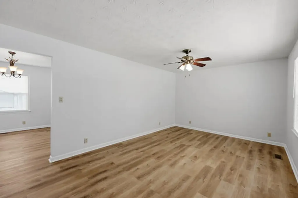 106 Eagle Drive Lawrenceburg KY 40342