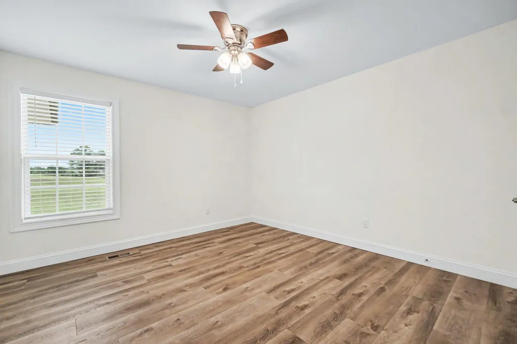 169 Central Park Avenue Berea KY 40403