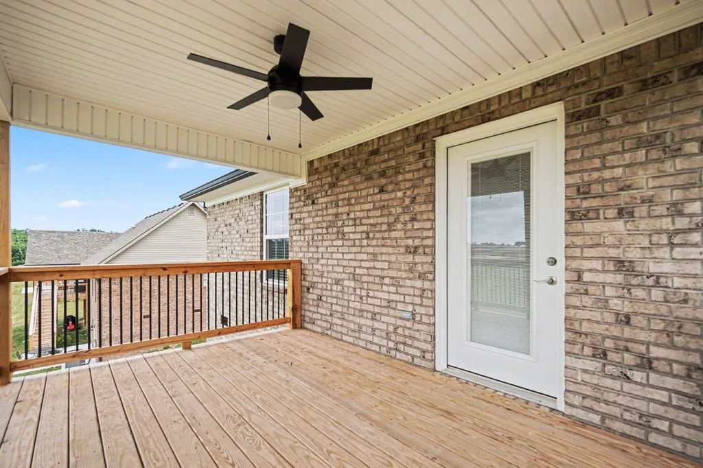 169 Central Park Avenue Berea KY 40403