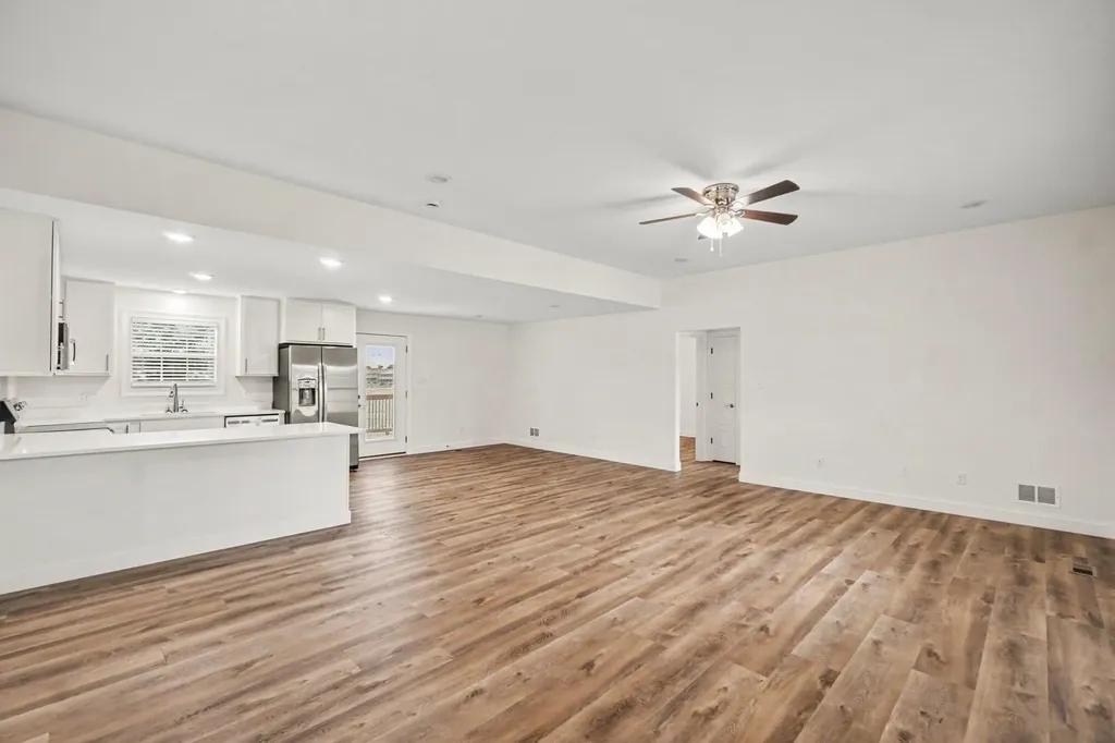 169 Central Park Avenue Berea KY 40403