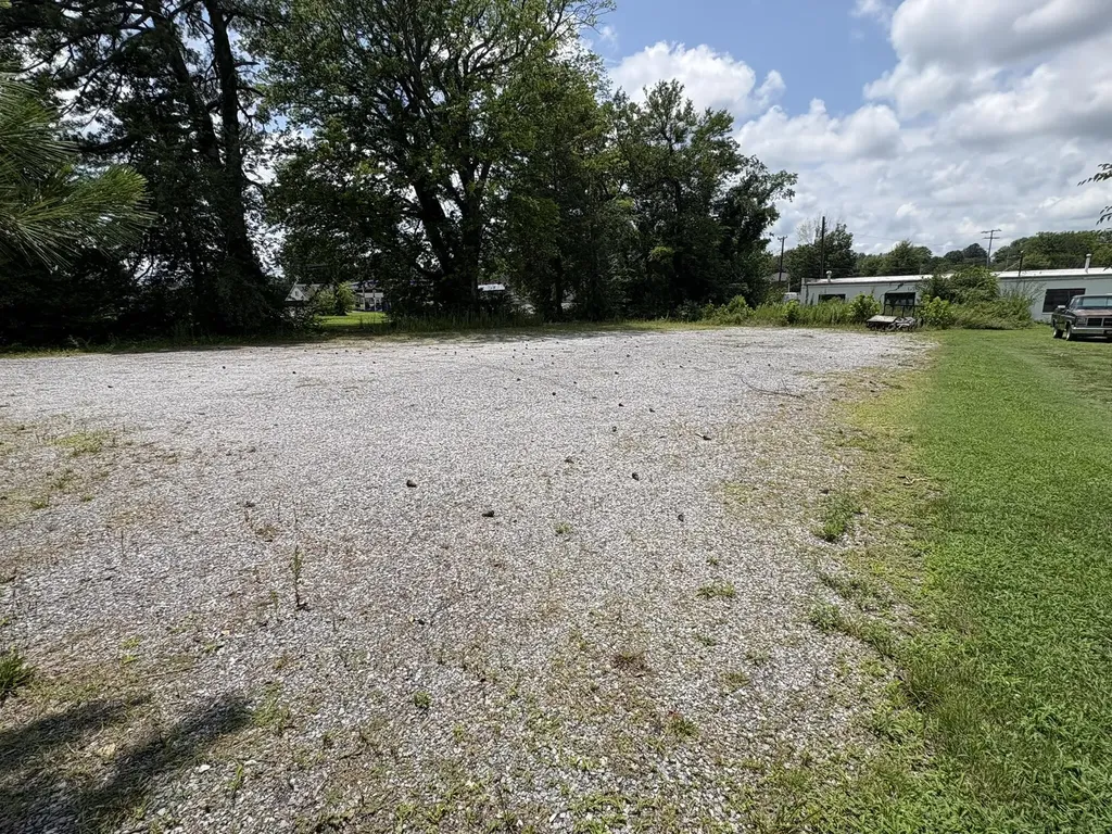805 N 16th Street Murray KY 42071
