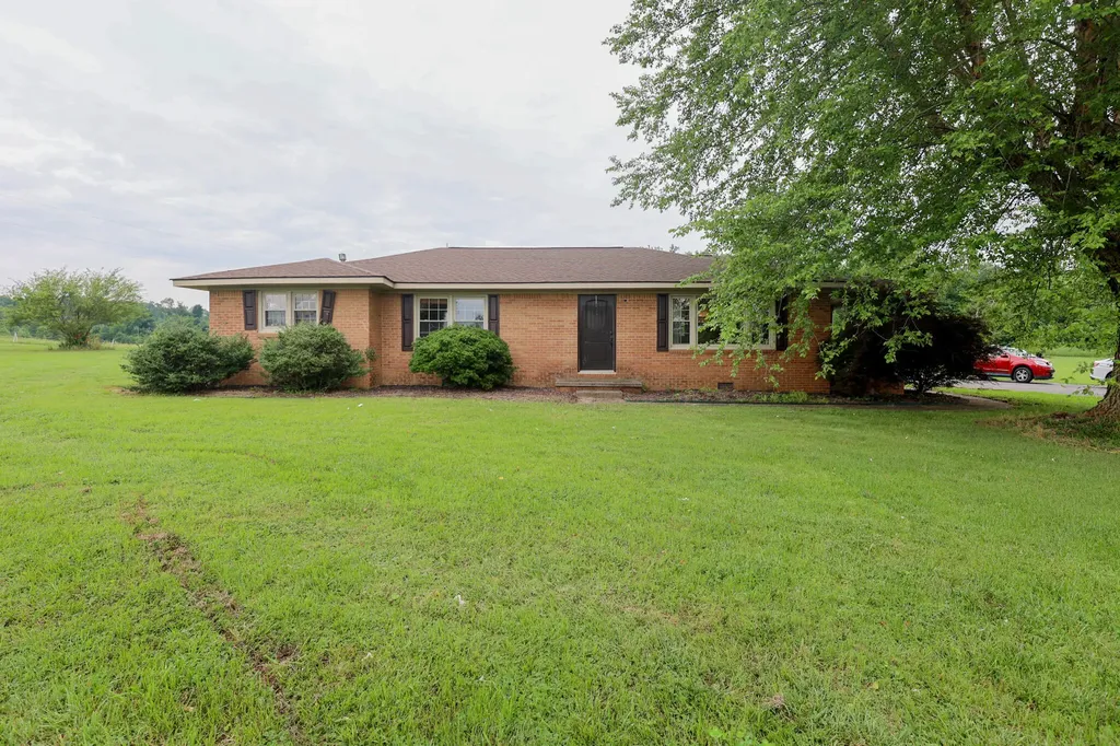 3272 Tom Lane Road Benton KY 42025