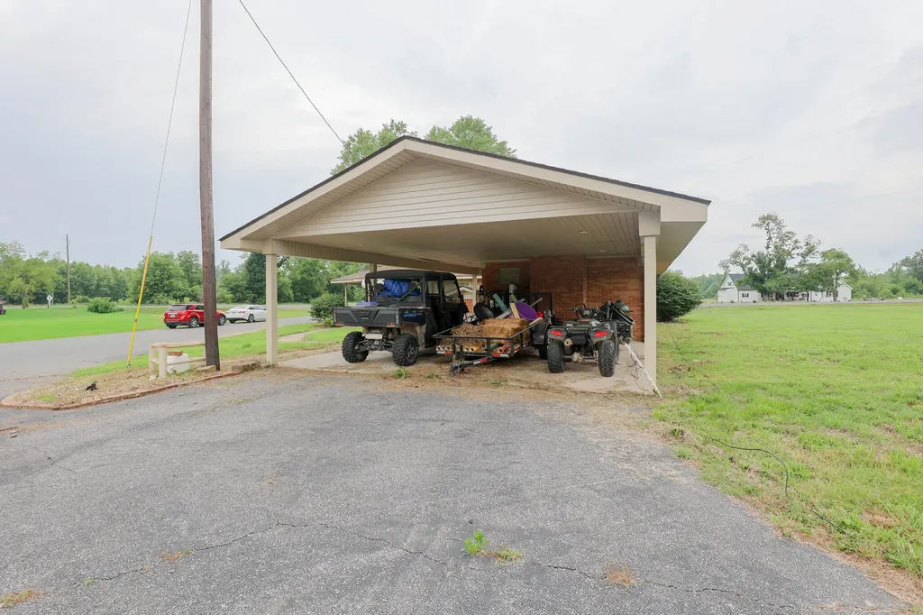 3272 Tom Lane Road Benton KY 42025