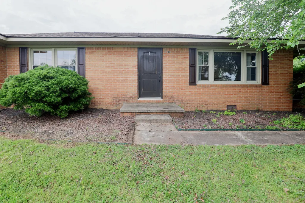 3272 Tom Lane Road Benton KY 42025