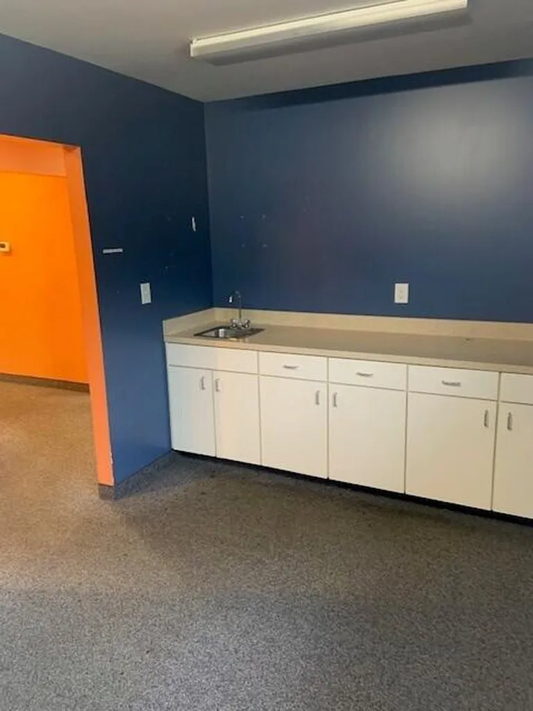 2134 2134 Nicholasville Road Suite 13 Road Lexington KY 40503