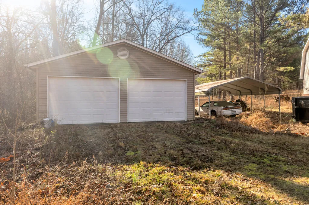 6303 Pottertown Road Murray KY 42071