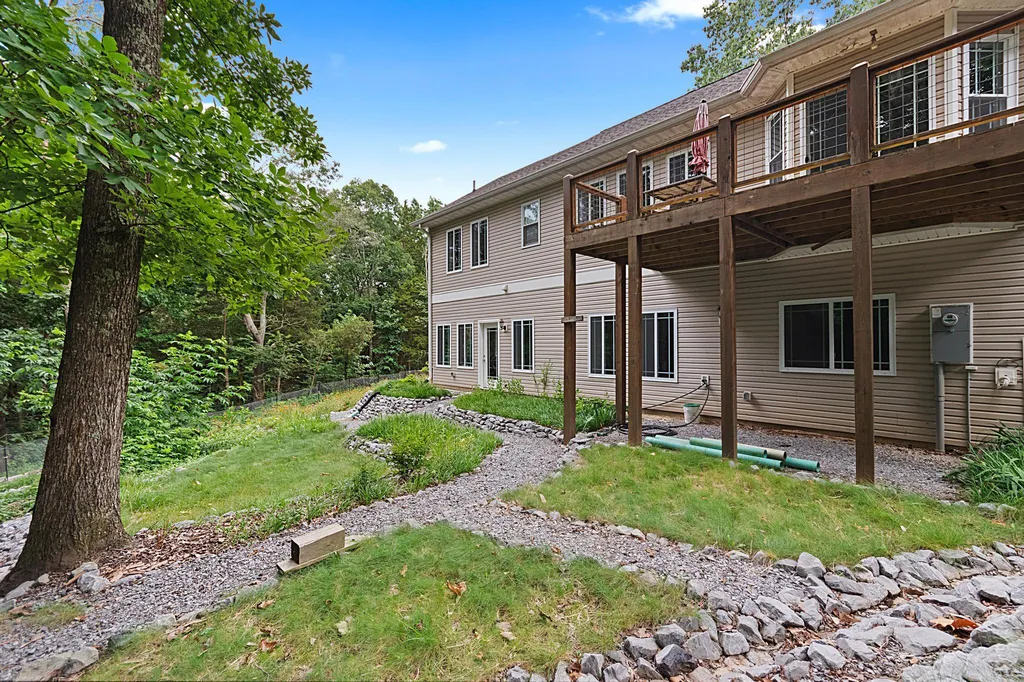 134 Tall Oaks Circle Cadiz KY 42211
