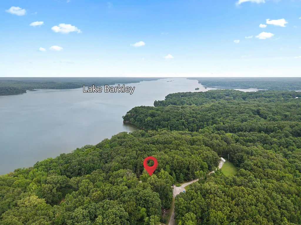 134 Tall Oaks Circle Cadiz KY 42211