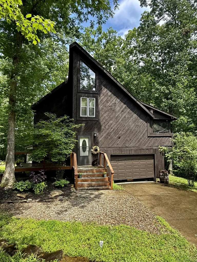 390 Whispering Oaks Morehead KY 40351