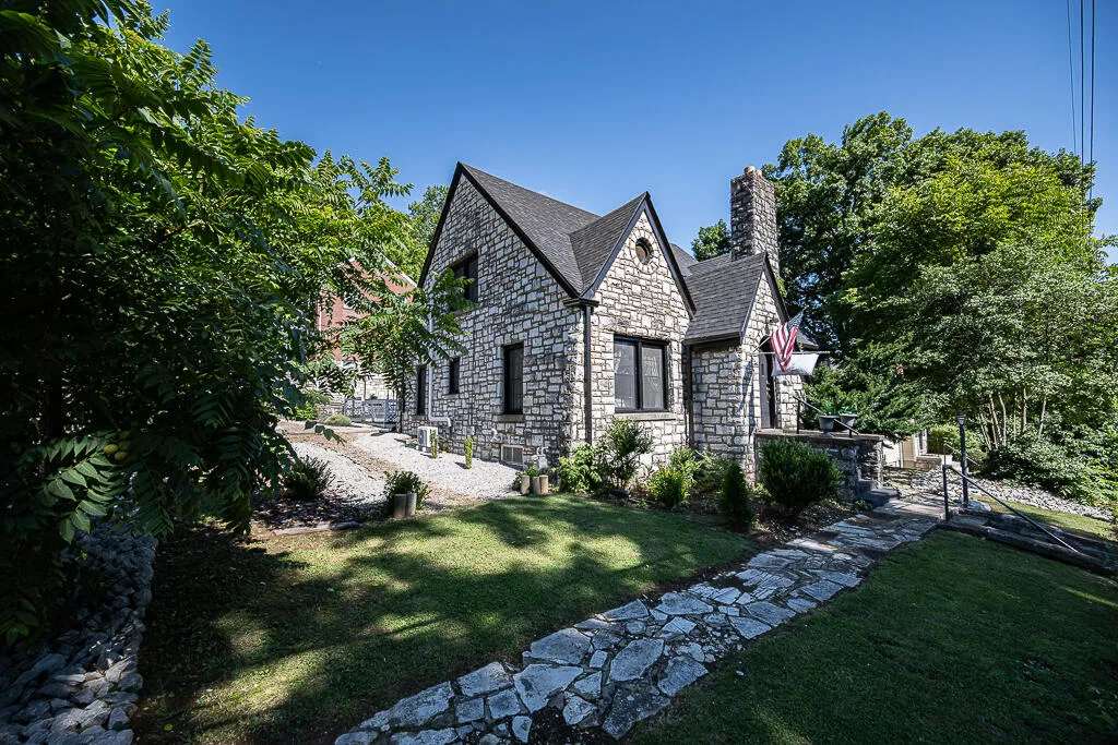 710 Woodland Avenue Frankfort KY 40601