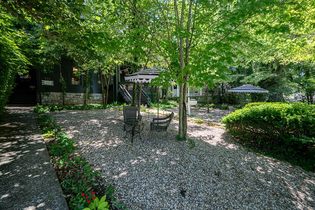 511-513 Capital Avenue Frankfort KY 40601