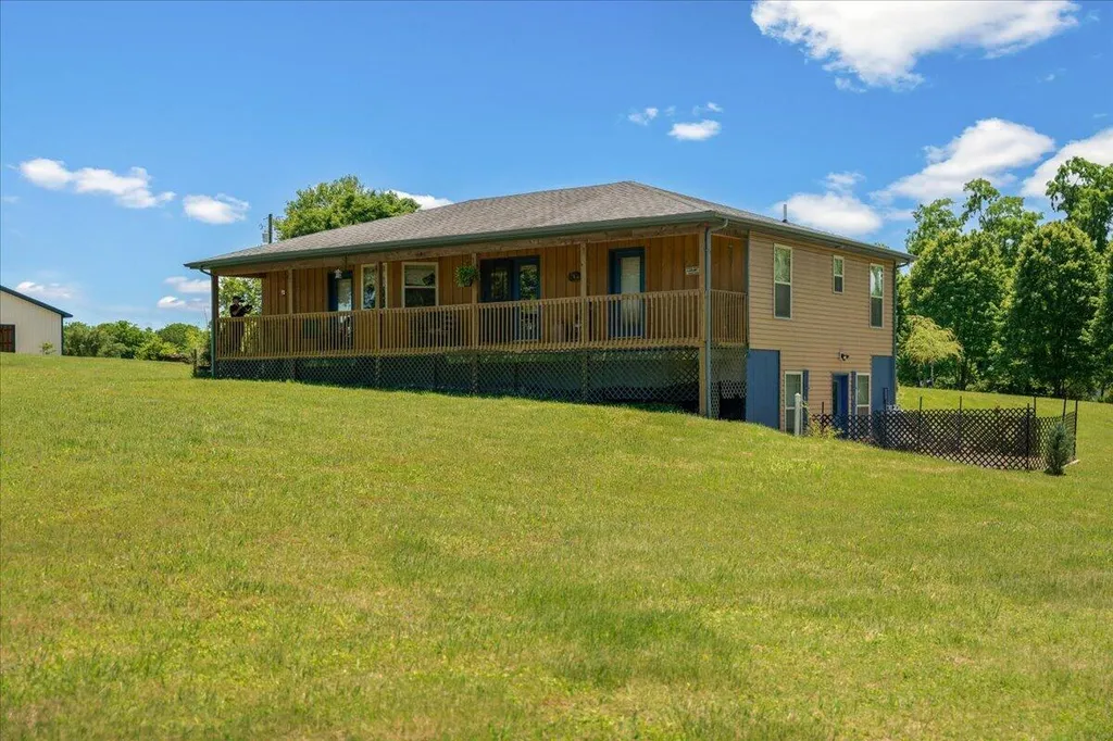 255 Galloway Road Stamping Ground KY 40379