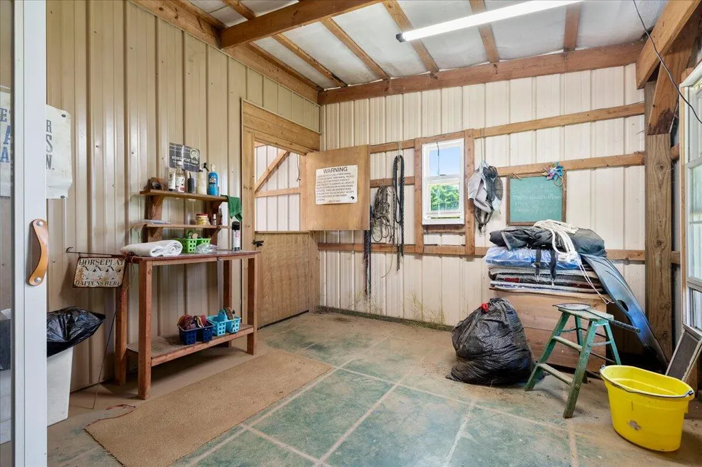 255 Galloway Road Stamping Ground KY 40379