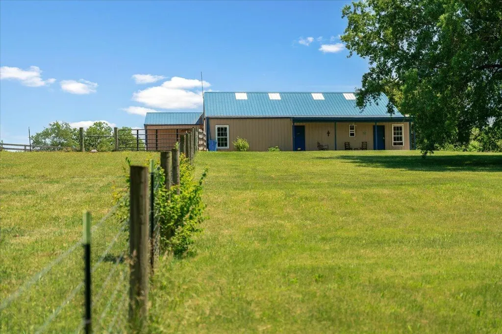 255 Galloway Road Stamping Ground KY 40379