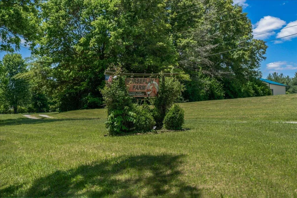 255 Galloway Road Stamping Ground KY 40379