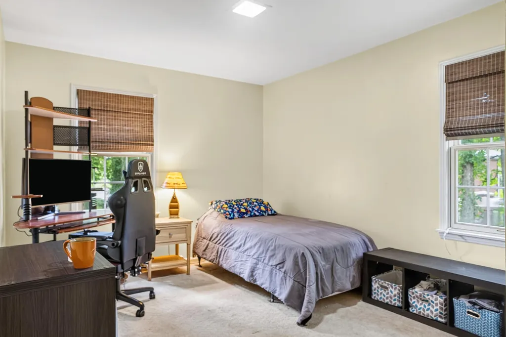 1207 E Dogwood Murray KY 42071