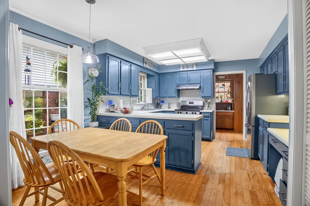 1207 E Dogwood Murray KY 42071