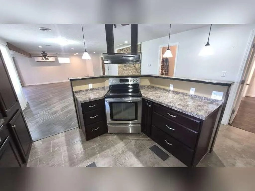 460 Kentucky 1674 Somerset KY 42503