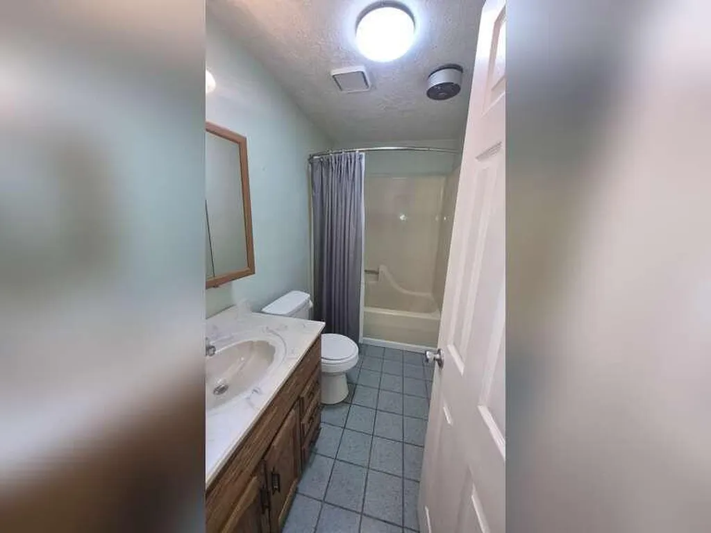 460 Kentucky 1674 Somerset KY 42503