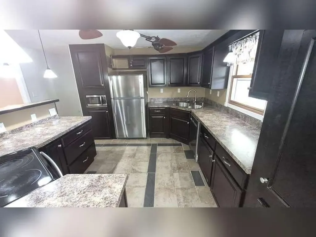 460 Kentucky 1674 Somerset KY 42503