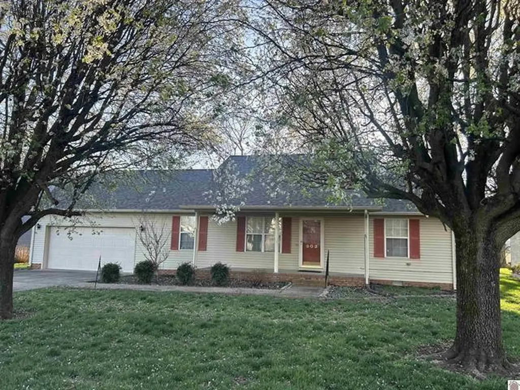 903 Sivley Road Hopkinsville KY 42240