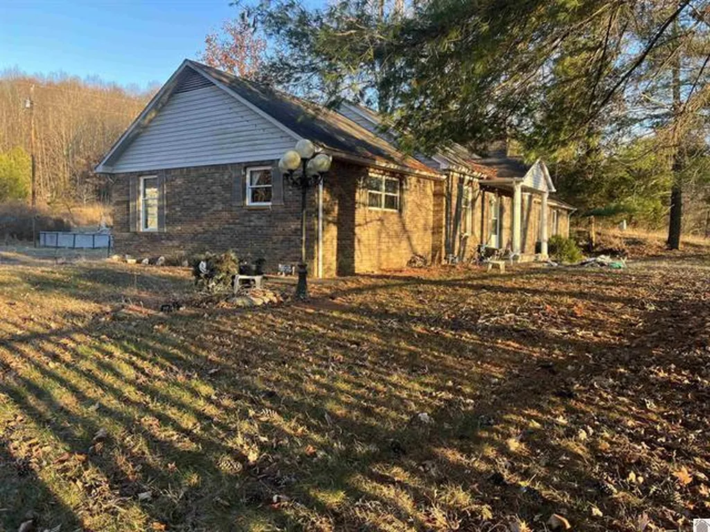 1334 Kentucky 1668 Marion KY 42064