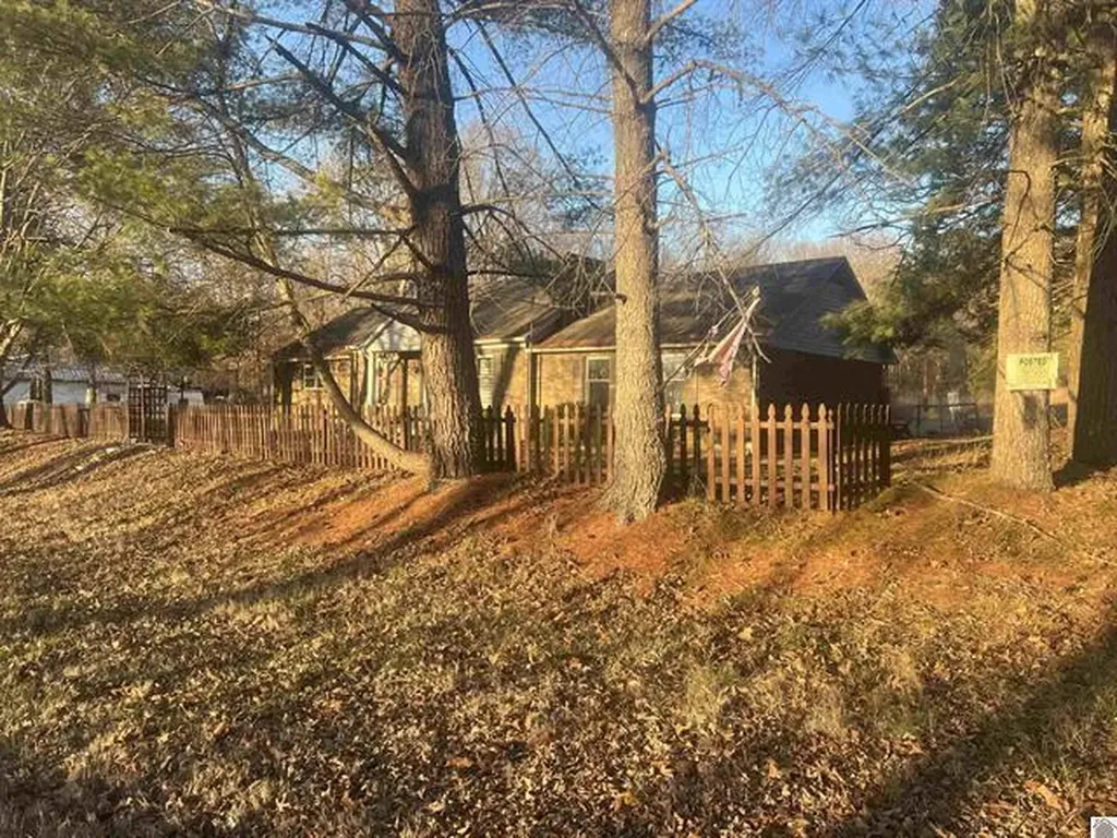 1334 Kentucky 1668 Marion KY 42064