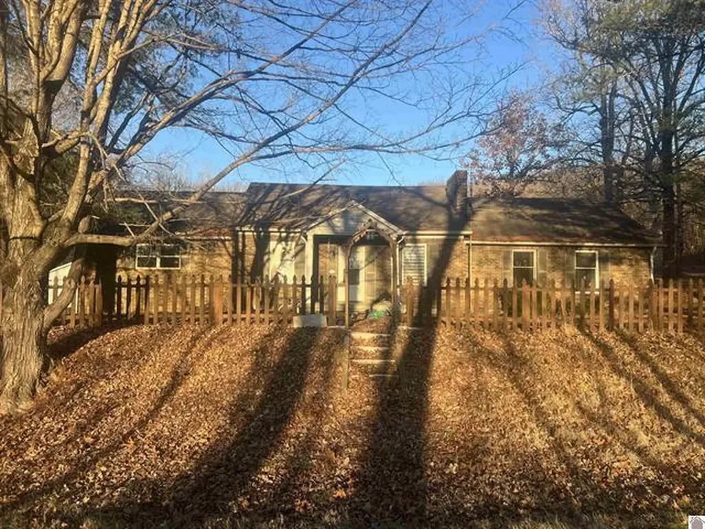 1334 Kentucky 1668 Marion KY 42064