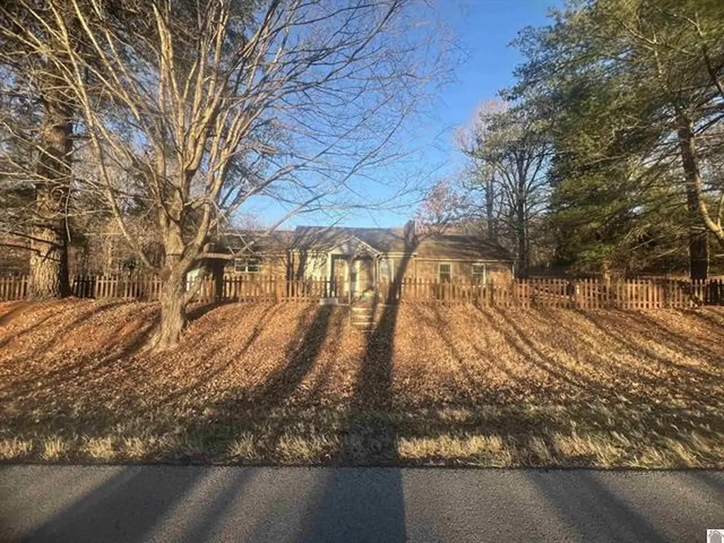 1334 Kentucky 1668 Marion KY 42064
