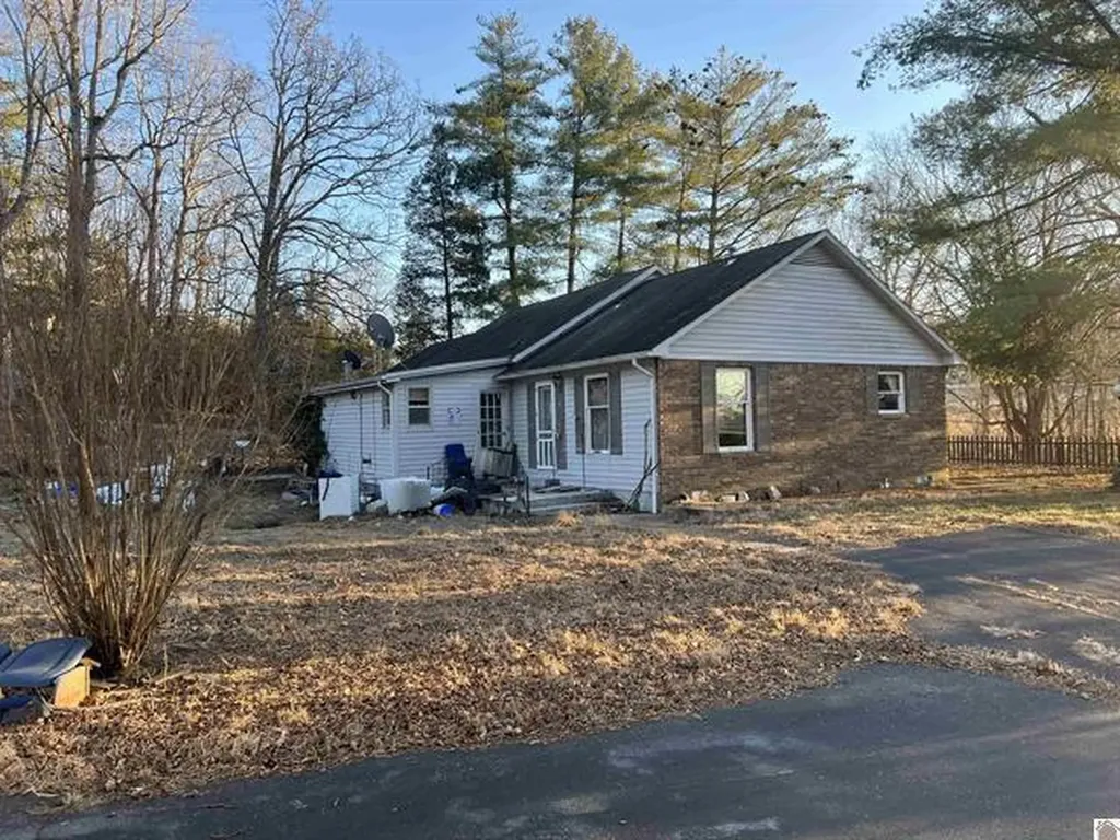 1334 Kentucky 1668 Marion KY 42064