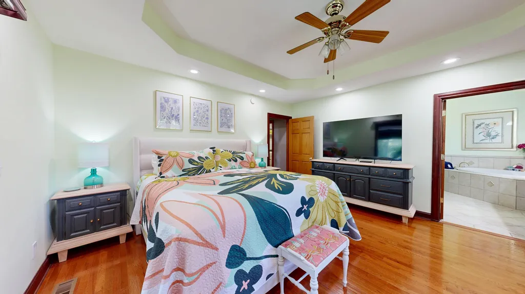 419 Livingston Way Cadiz KY 42211
