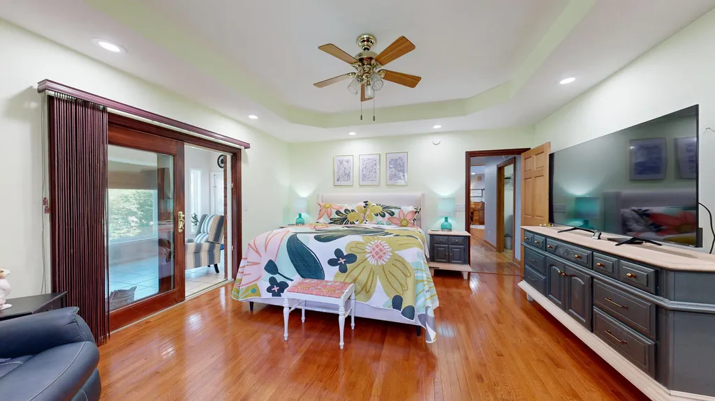 419 Livingston Way Cadiz KY 42211